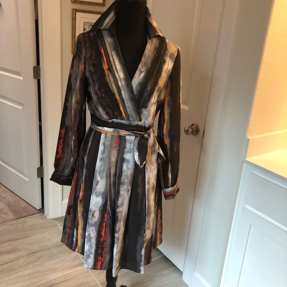 NWOT Vince Camuto multicolor dress size 4